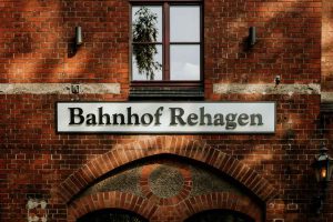 Hochzeitsreportage hochzeitsfotograf berlin belvedere bahnhof rehagen hochzeitsfotografin 06