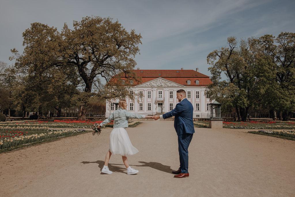 schloß Friedrichsfelde schloss Tierpark Standesamt Friedrichsfelde Trauung Eheschließung berlin Fotograf hochzeitsfotograf berlin