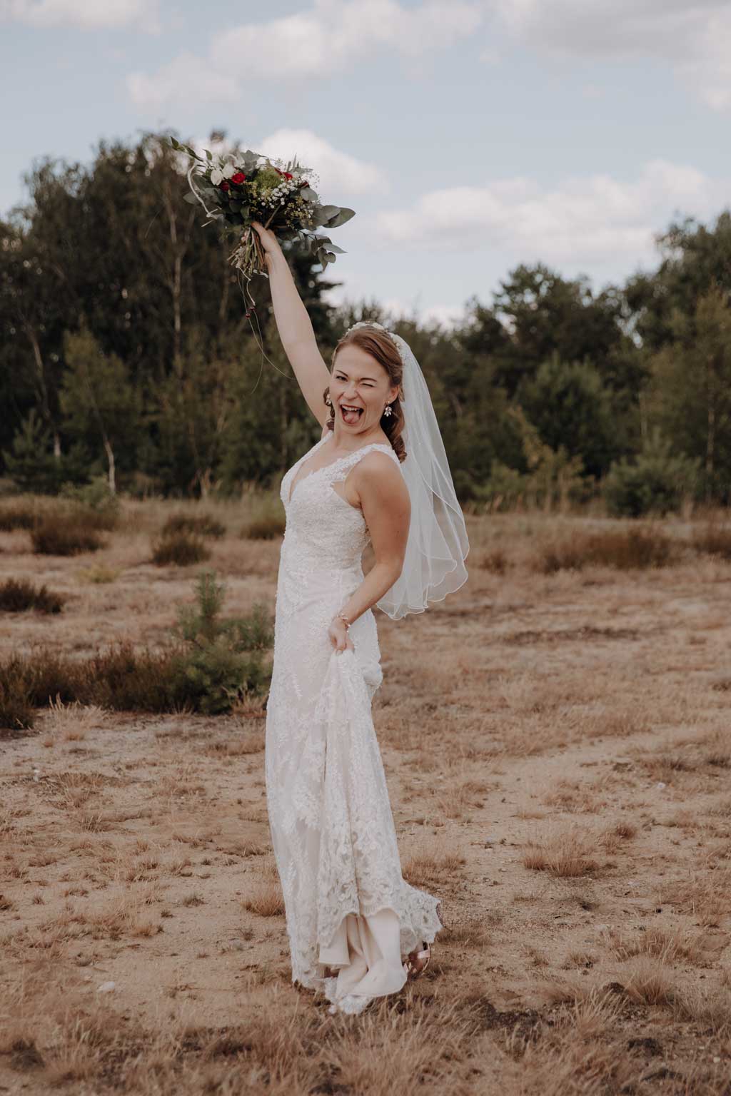 lieberoser heide Brandenburg Hochzeitsfotos couplefotos Hochzeitsfotografie Sommertag somer heiraten in Brandenburg hochzeitsfotograf berlin Hochzeitsfotografie berlin