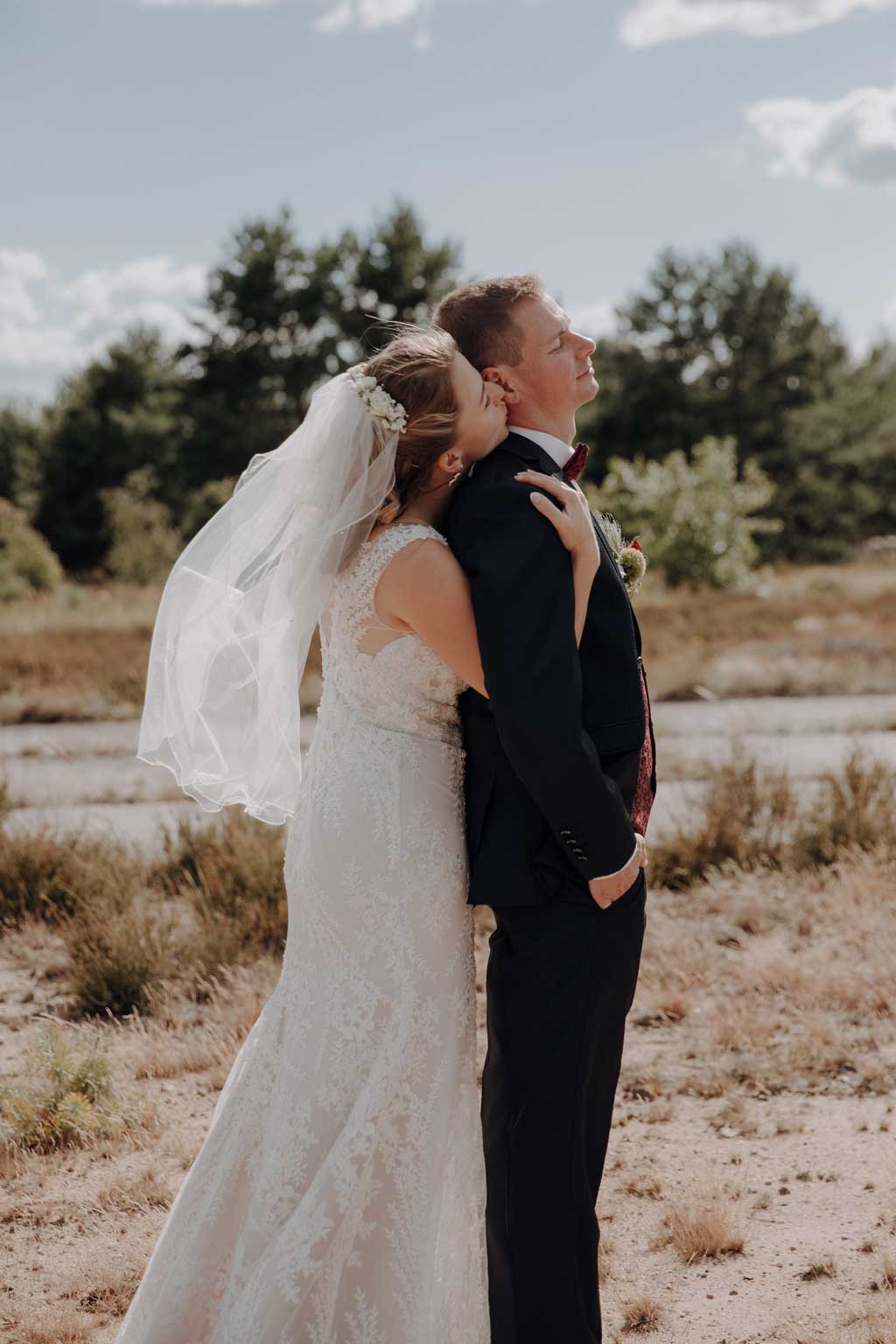 lieberoser heide Brandenburg Hochzeitsfotos couplefotos Hochzeitsfotografie Sommertag somer heiraten in Brandenburg hochzeitsfotograf berlin Hochzeitsfotografie berlin