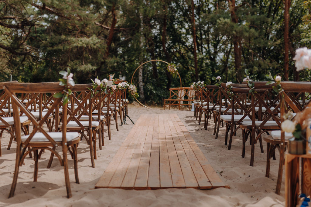 Festival Hochzeit Brillen heiraten in berlin heiraten am Strand Party Hochzeitsfeier portrait braut Bräutigam berlin Brandenburg