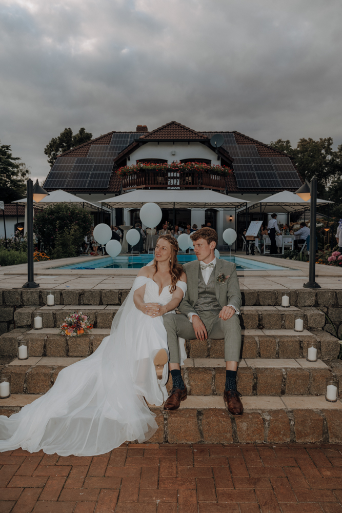 Lensofbeauty Hochzeitsfotos Berlin Hochzeitsfotograf Gartenparty Sommerhochzeit 893