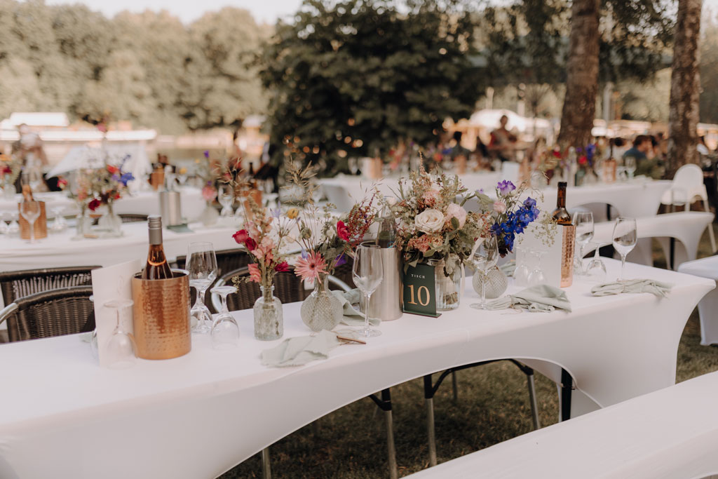 WEB Lensofbeauty Hochzeitsfotos Alt Stralau Kirche Insel der Jugend Biergarten Hochzeitsfotograf Berlin 380