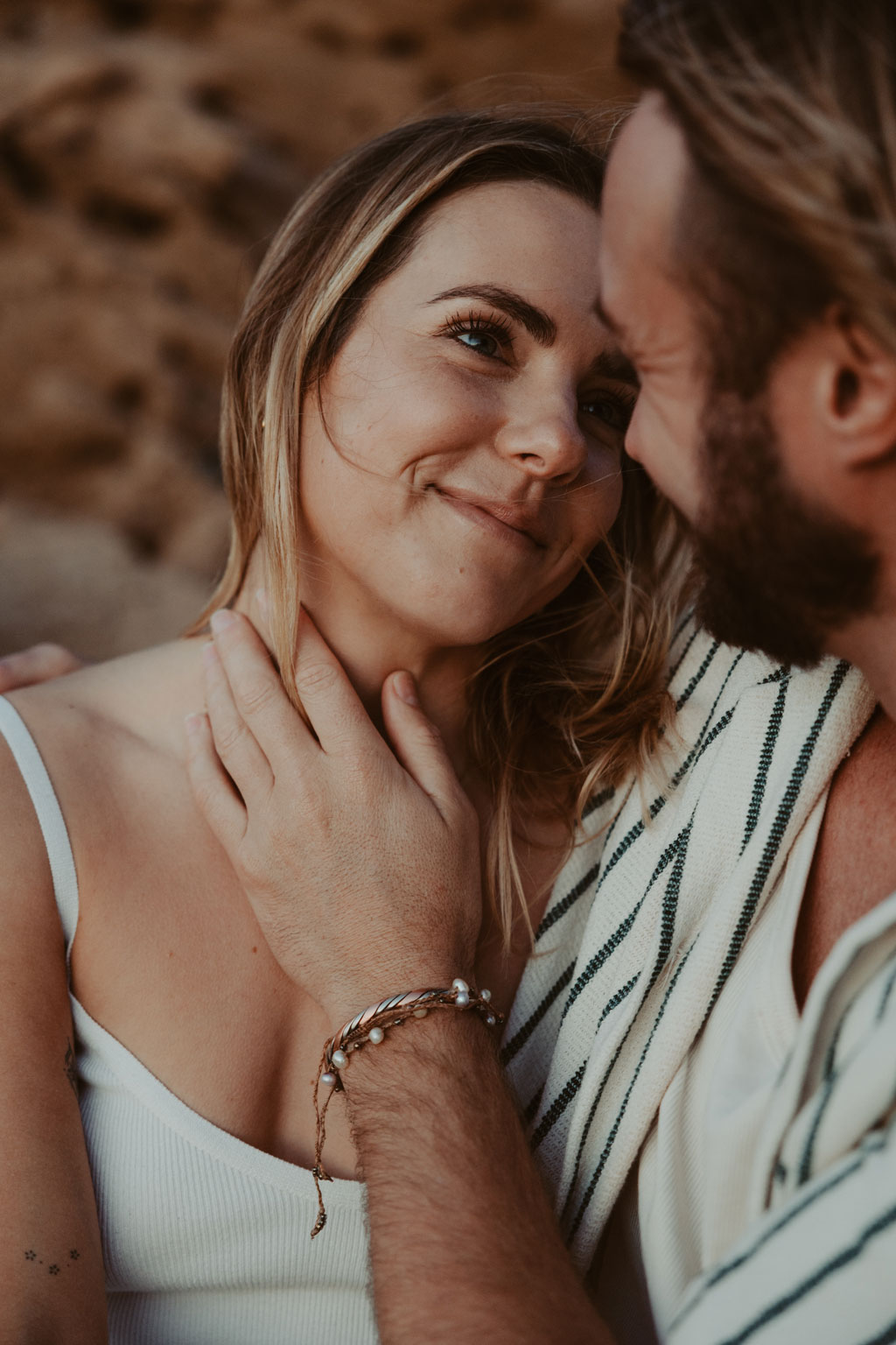 Morocco beach shooting couple sunset Marokko Hochzeitsfotos hochzeitsfotograf destination wedding Tamraght couple fotos Fotoshooting ssonnenuntergang am strand